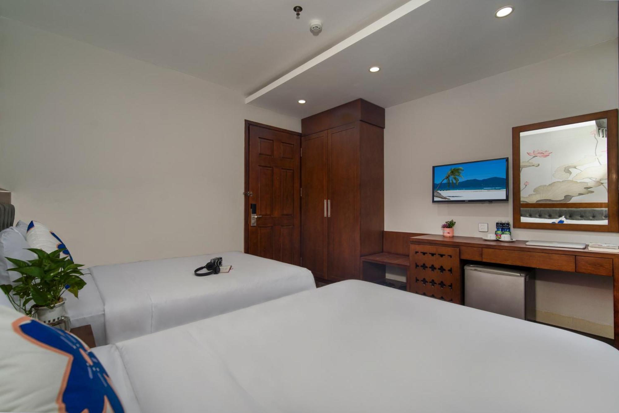 Delicate Hotel Дананг Экстерьер фото